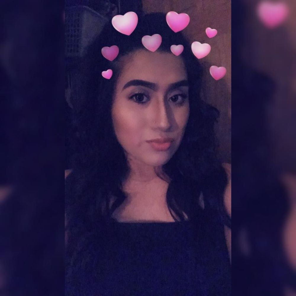 Meet your Posher, Julia